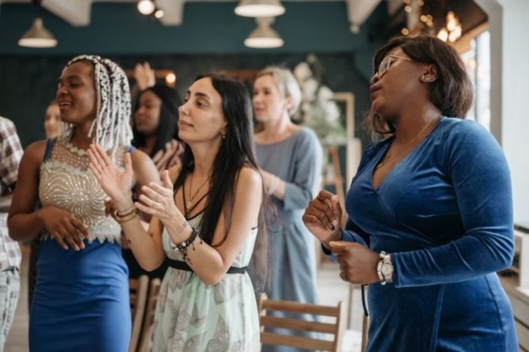 How to Lead Intercessory Prayer in Church