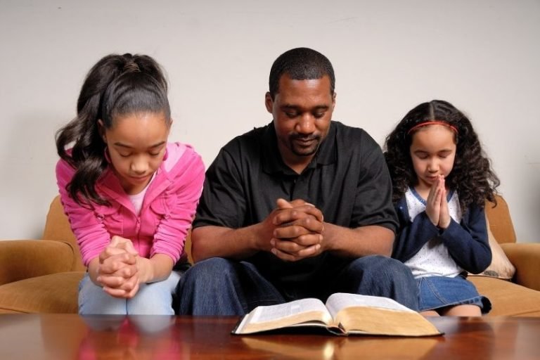 Intercessory Prayer for Family Members
